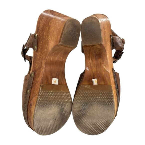 Sundance Five Worlds Leather Platform Clogs Womens Size 9 Womens T Strap Camel - Picture 10 of 13